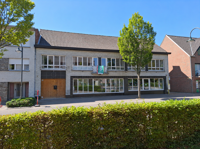 Kot-Colocation à louer
                    à 2440 Geel