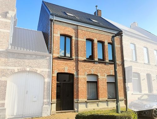                                        Woning te koop in Pittem, € 210.000
