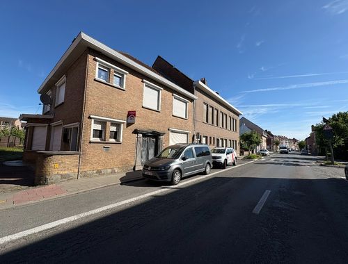                                         Maison à vendre à Comines, € 280.000
