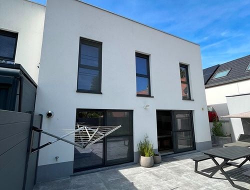                                         Woning te koop in Genly, € 275.000

