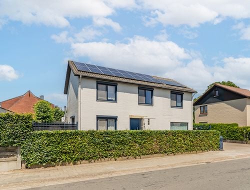                                         Woning te koop in Weelde, € 435.000
