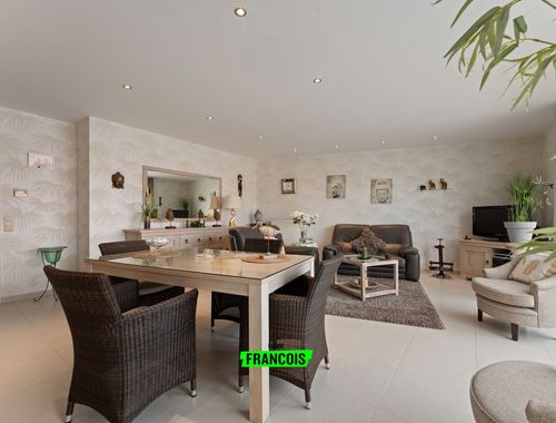                                         Duplex te koop in Blankenberge, € 350.000
