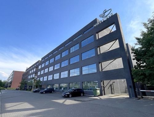                                         Kantoor te huur in Berchem, € 7.350

