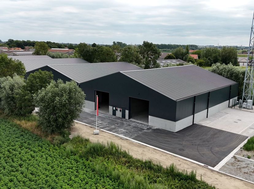 Op zoek naar een slimme investering of een nieuwe locatie voor je onderneming?<br />
Ontdek deze gloednieuwe KMO-units in Werken (Kortemark), strategi