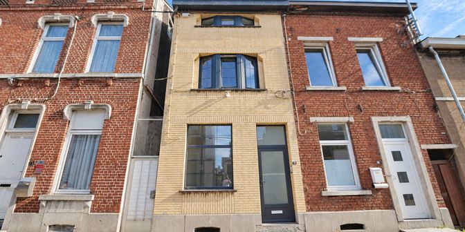 Huis te koop in 6020 Dampremy