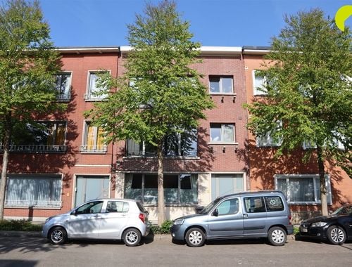                                         Appartement te huur in Mortsel, € 830
