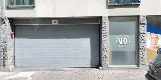 Garage te koop in Rue Bosquet 49, 1060 Sint-Gillis