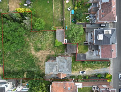                                         Terrain à bâtir à vendre à Enghien, € 435.000
