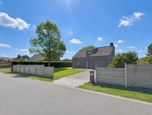                                         Maison à vendre à Boekhoute, € 420.000
