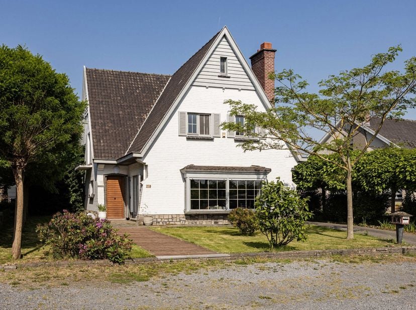 Huis te koop in Linde 25B,
                    9600 Ronse