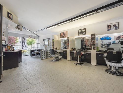                                         Bien commercial à vendre à Berchem, € 170.000
