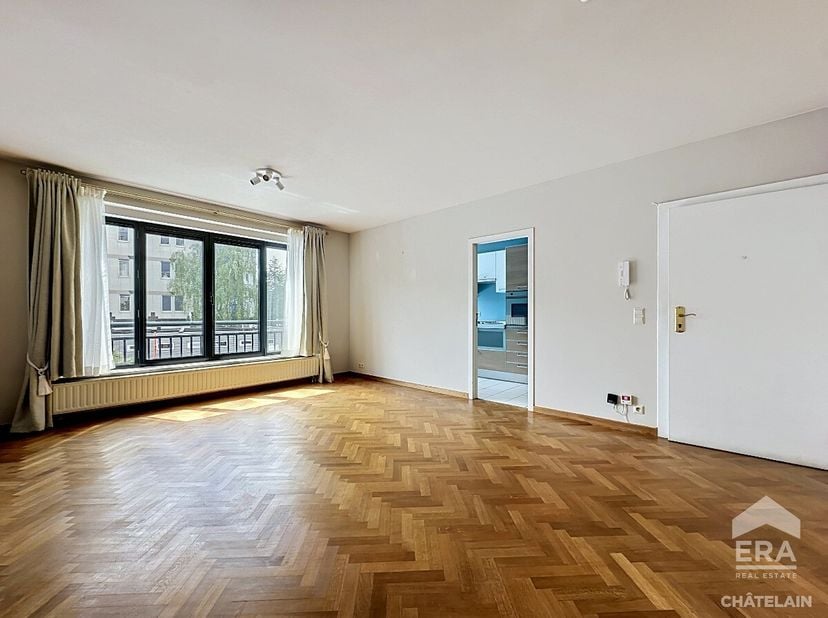 t;Magnifique appartement 2 chambres à louer à Ixelles Situé dans un quartier recherché, à proximité immédiate des Étangs dIxelles et de la place Flage