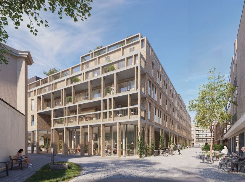 Dit tweeslaapkamerappartement van 97.3 m² is gelegen op het eerste verdiep en de indeling is als volgt: een inkomhal met plaats voor een vestiairekast