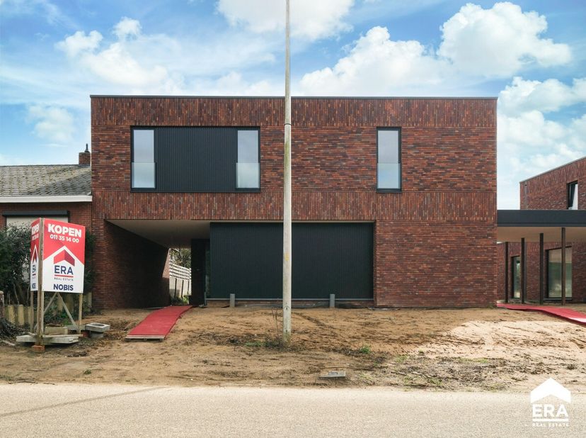Huis te koop in Voetpad 36,
                    3550 Zolder