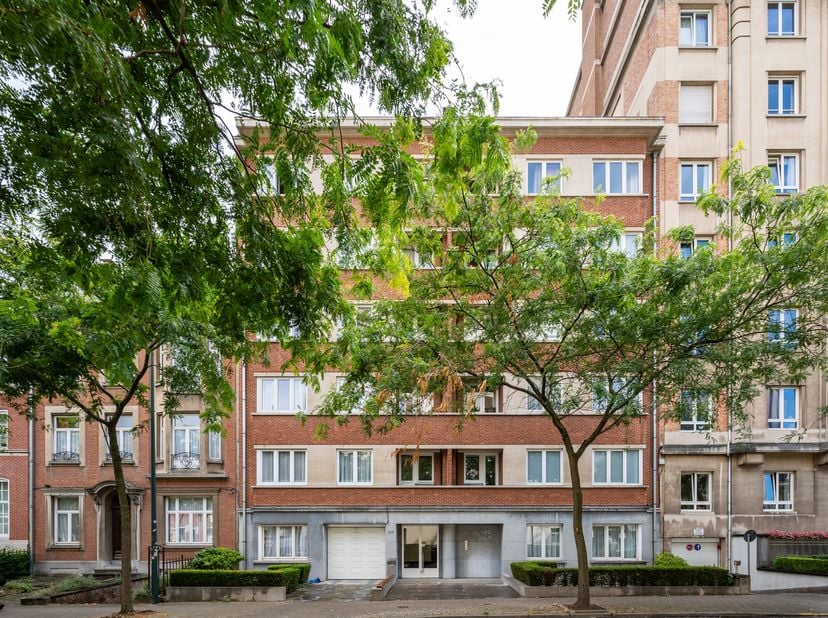 Appartement te koop in Avenue A.J. Slegers 395,
                    1200 Sint-Lambrechts-Woluwe