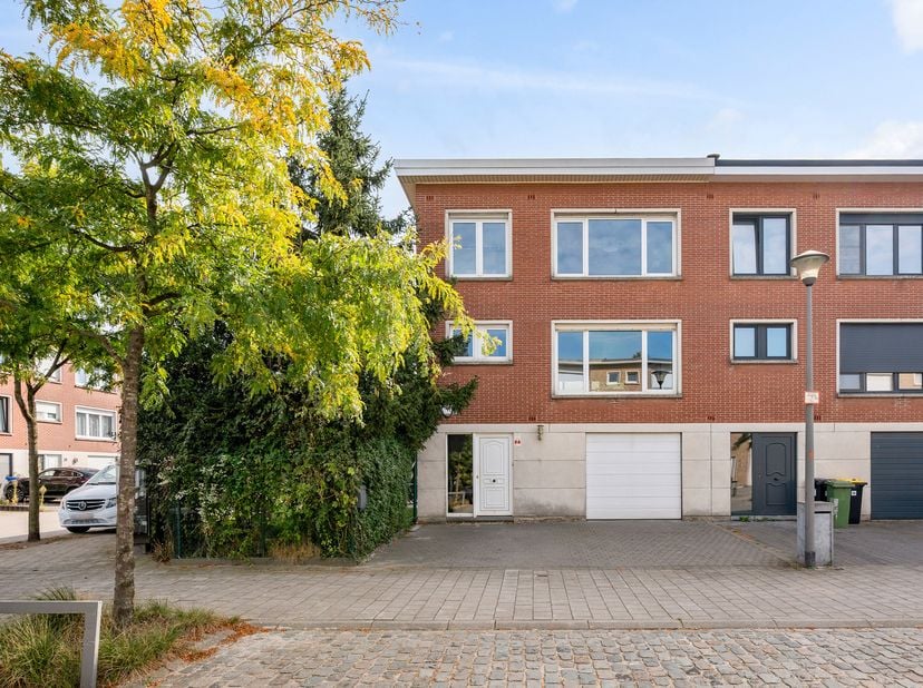 Maison à vendre à Verenigde Natieslaan 109,
                    2660 Hoboken