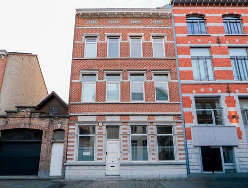                                         Woning te koop in Tournai, € 399.000
