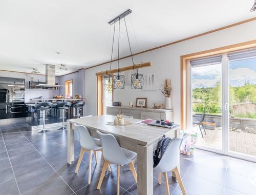                                         Woning te koop in Saint-Léger, € 430.000
