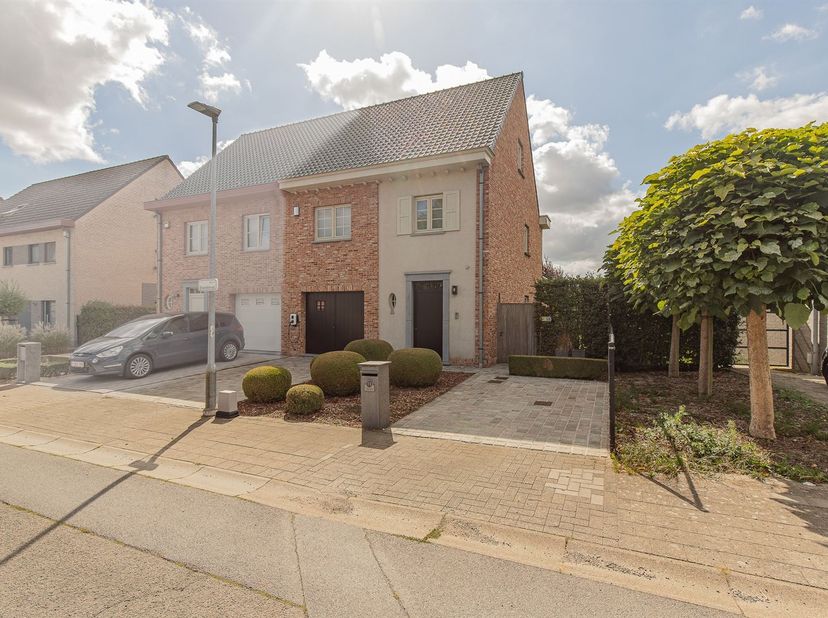 Huis te koop in Brandstraat 71,
                    2830 Willebroek