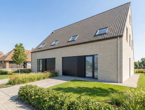                                         Woning te koop in Lichtervelde, € 359.000
