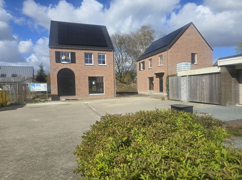 Project in Priester Daensstraat 8,
                    2280 Grobbendonk