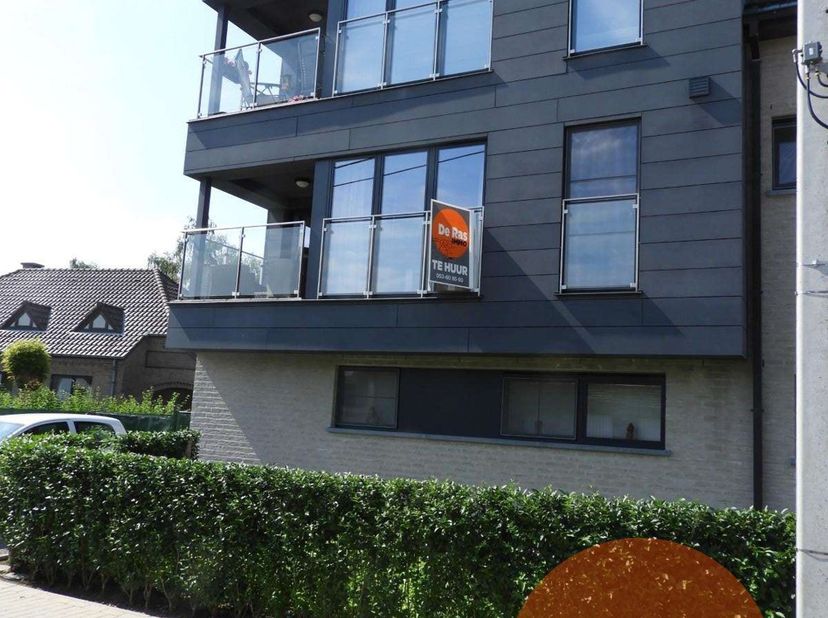 LEDE CENTRUM - Kwalitatief afgewerkt nieuwbouwappartement in dorpscentrum van Lede.<br />
Inschrijven voor het geplande bezoekmoment kan via de websit