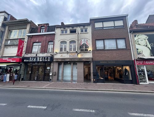                                         Handelspand met woonst te koop in Menen, € 280.000
