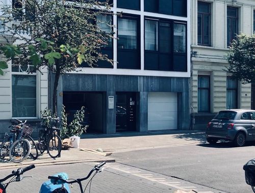                                         Kantoor te koop in Antwerpen, € 980.000
