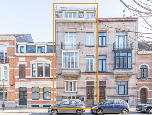                                         Appartementsgebouw te koop in Elsene, € 1.125.000
