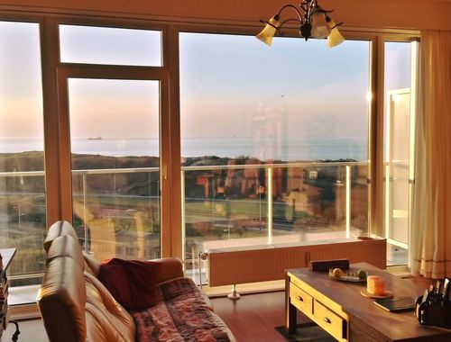                                         Appartement te koop in Bredene, € 325.000
