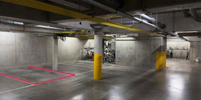 Garage te koop in Dambruggestraat 339, 2060 Antwerpen
