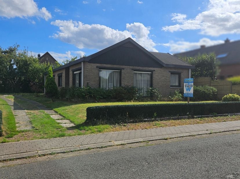 Maison à vendre à Burgemeester Van Kelfstraat 8,
                    3078 Meerbeek