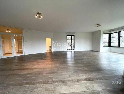                                         Appartement à louer à Woluwe-Saint-Pierre, € 3.600
