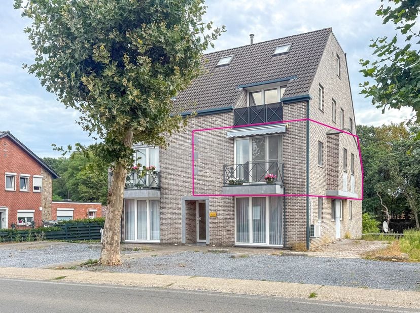 Appartement te koop in Guldensporenlaan 22 bus 01-2,
                    3530 Houthalen