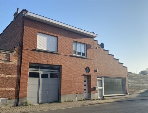                                         Bâtiment commercial à louer à Leuven, € 1.690
