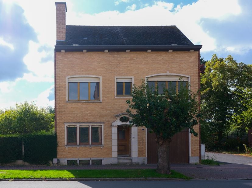 Huis te koop in Gustave Royerslaan 28,
                    9600 Ronse