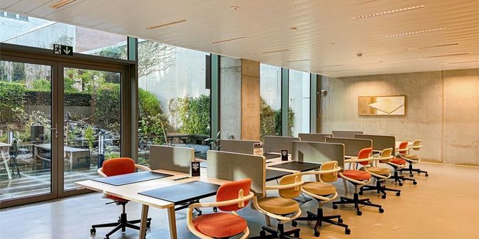 Bedrijfsvastgoed te huur in Rue Belliard 40, 1040 Etterbeek