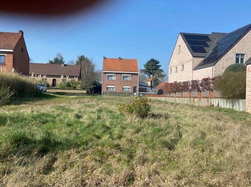 Terrain à vendre
                    à 3560 Lummen