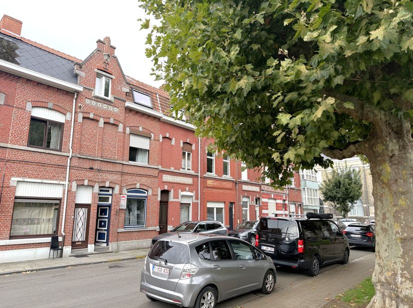 Startprijs bedraagt € 138.000,00.&amp;nbsp; Elk prijsvoorstel vanaf deze prijs zal worden voorgelegd aan de eigenaars die zich het recht voorbehouden dat