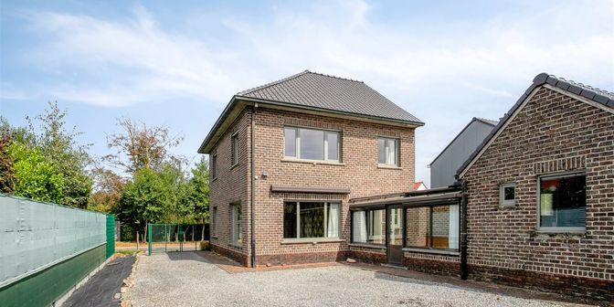 Huis te koop in Machelenstraat 68, 9800 Petegem-aan-de-Leie