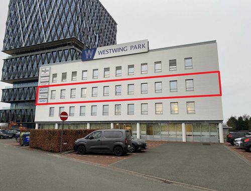                                         Kantoor te huur in Roeselare, € 3.300
