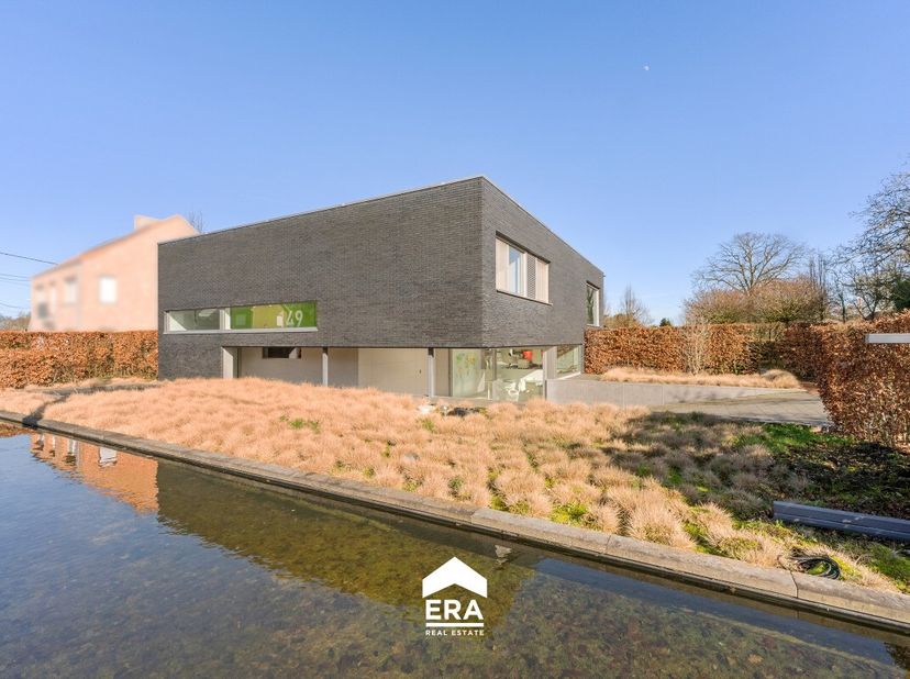 [[ ER WERD EEN OPTIE GENOMEN OP DIT PAND. ]] Moderne en energiezuinige villa met hoogwaardige afwerking, voorzien van een epoxyvloer, Neff-keukentoest