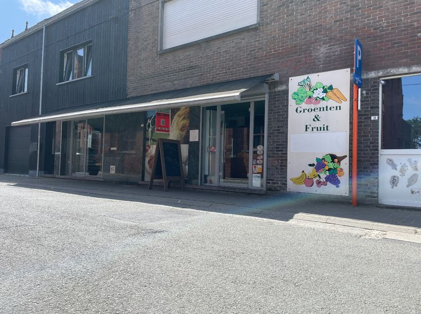 Bien professionnel à louer
                    à 9230 Wetteren