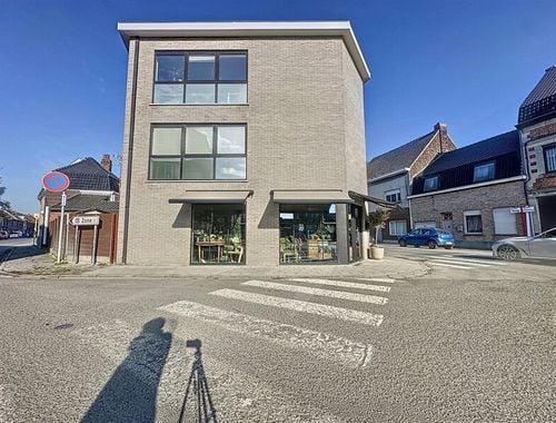                                         Bureaux à vendre à Dottignies, € 99.000
