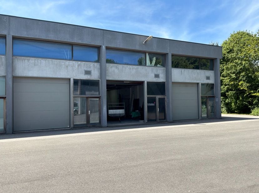 Bien professionnel à vendre
                    à 8370 Blankenberge