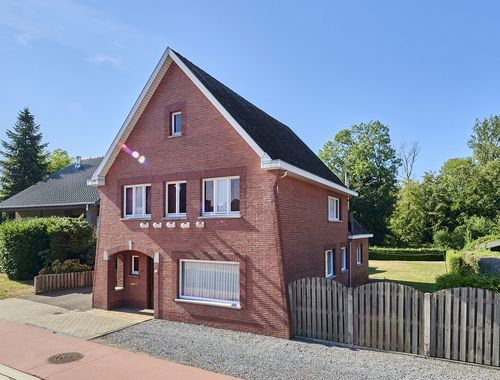                                         Woning te koop in Meeuwen, € 239.000
