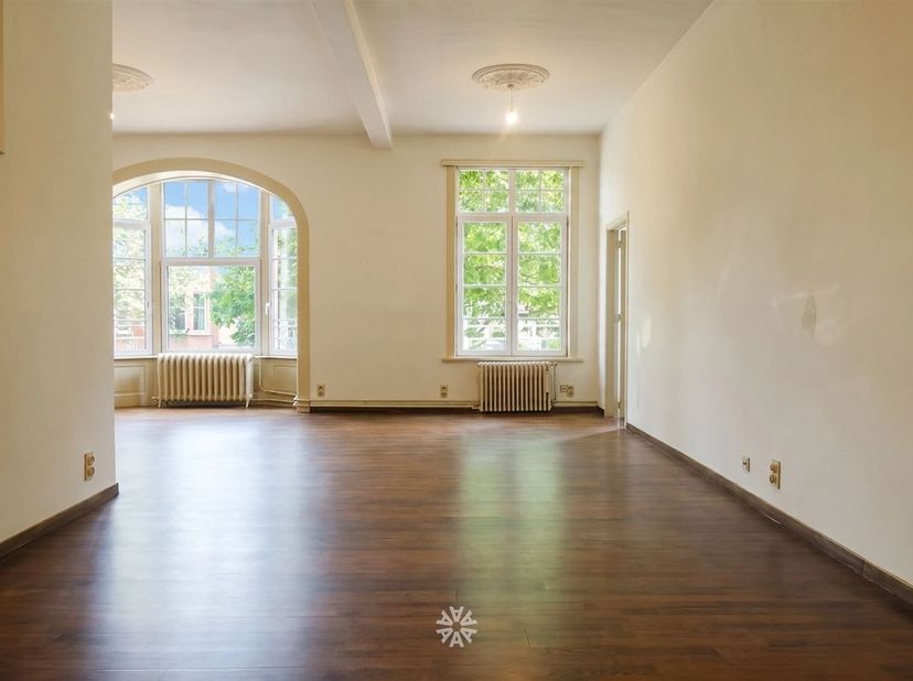 Appartement te huur in Koning Albertlaan 136,
                    9000 Gent
