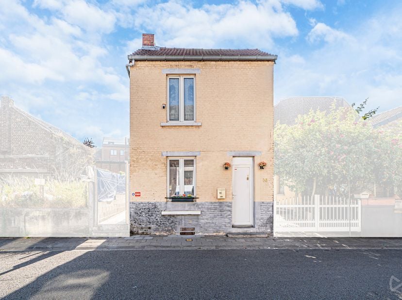 Huis te koop in Rue Jean Jaurès 96,
                    6020 Dampremy