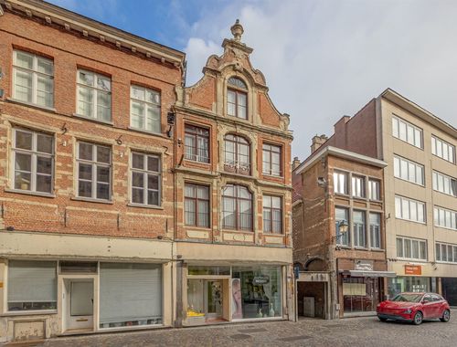                                        Bien commercial avec habitation à vendre à Mechelen, € 449.000
