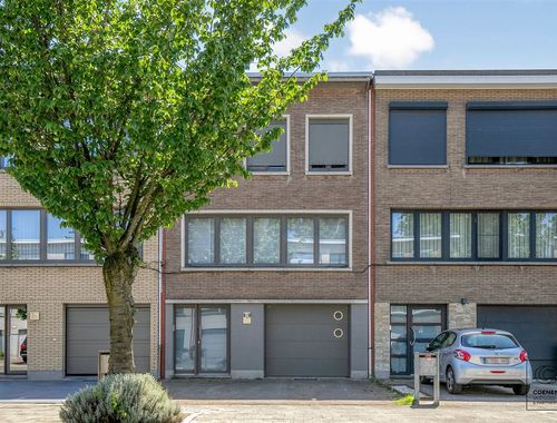                                         Bel-étage à vendre à Merksem, € 425.000
